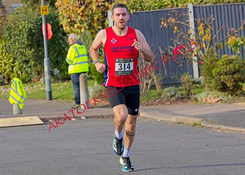 2025-11-09GM10KA00139A.JPG