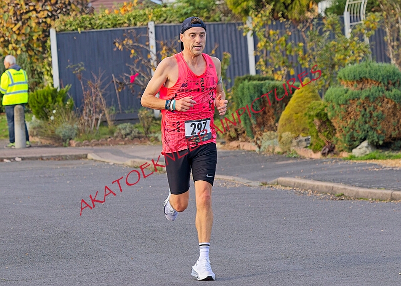 2025-11-09GM10KA00188A.JPG