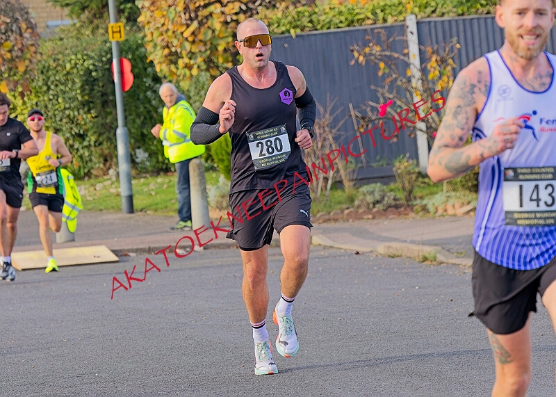 2025-11-09GM10KA00215A.JPG