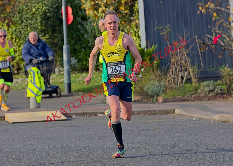 2025-11-09GM10KA00286A.JPG
