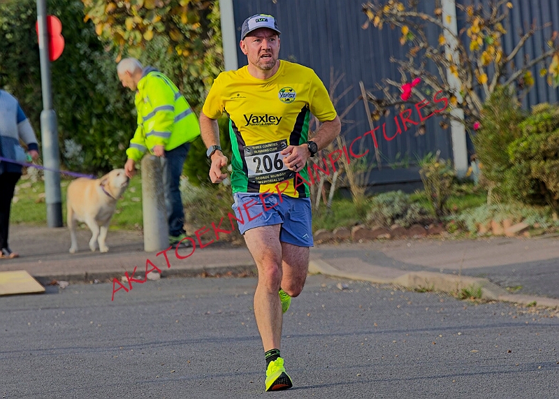 2025-11-09GM10KA00306A.JPG