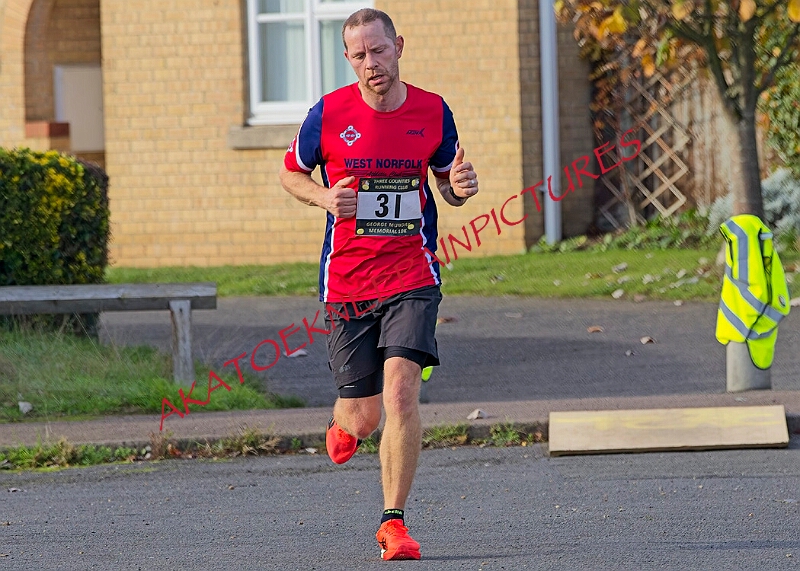 2025-11-09GM10KA00344A.JPG