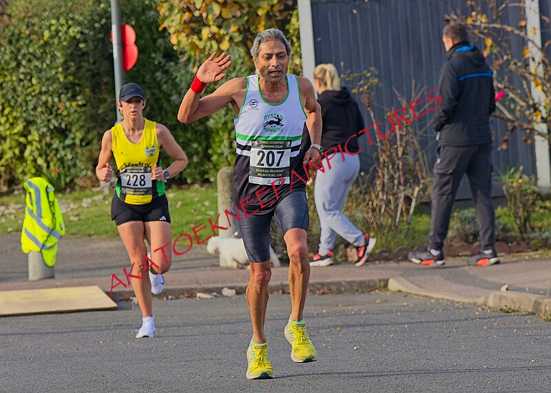2025-11-09GM10KA00389A.JPG