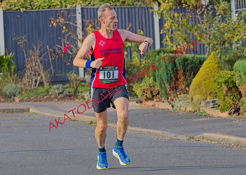 2025-11-09GM10KA00399A.JPG