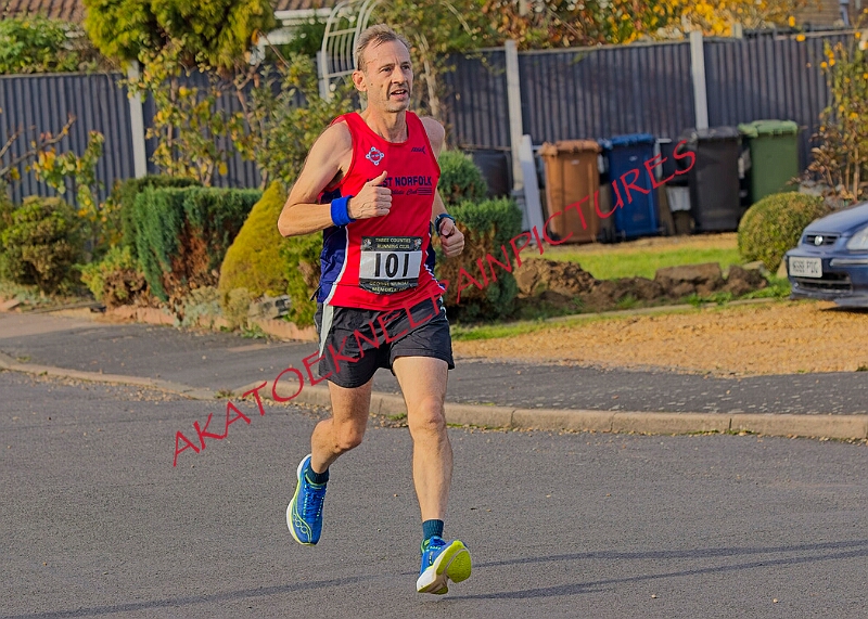 2025-11-09GM10KA00405A.JPG