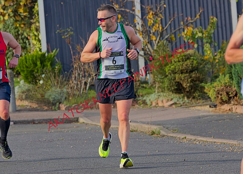 2025-11-09GM10KA00414A.JPG