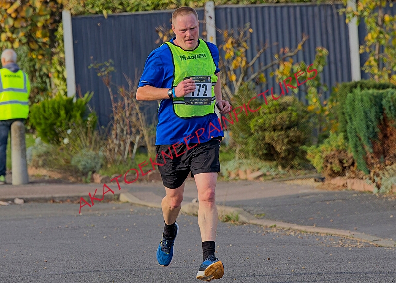 2025-11-09GM10KA00442A.JPG