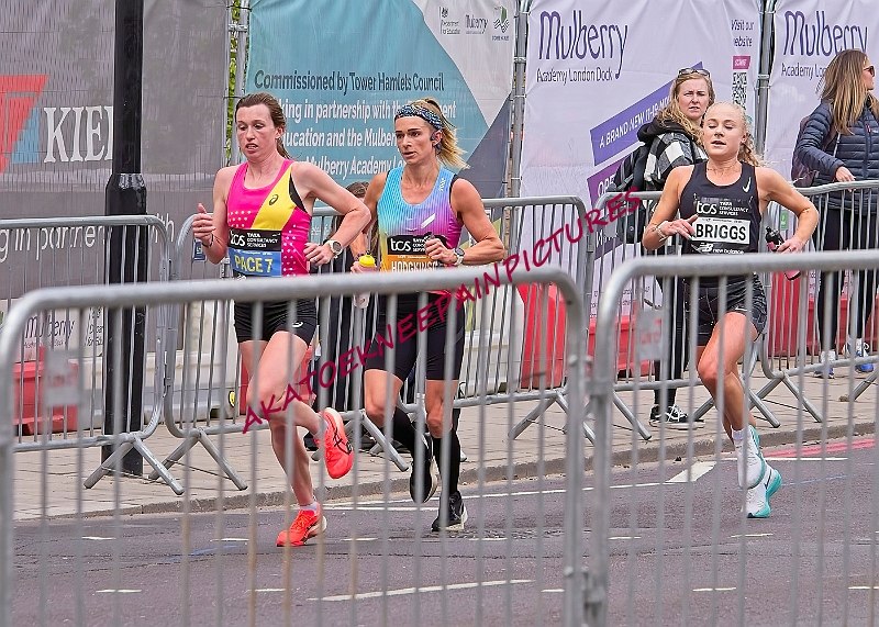 240421LONDONMARAA00161A.JPG