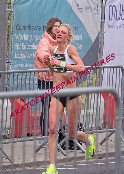 240421LONDONMARAA00174A.JPG