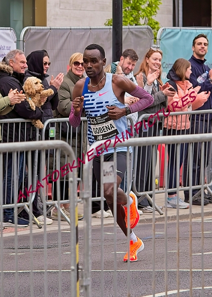 240421LONDONMARAA00231A.JPG