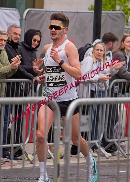 240421LONDONMARAA00302A.JPG