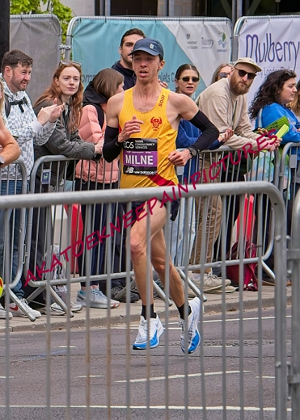 240421LONDONMARAA00359A.JPG