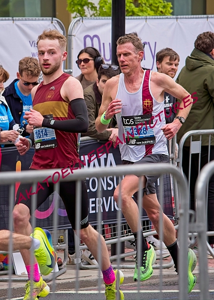 240421LONDONMARAA00373A.JPG