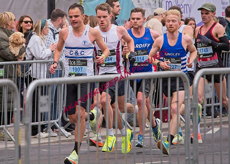 240421LONDONMARAA00385A.JPG