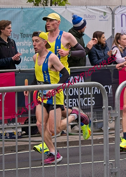 240421LONDONMARAA00408A.JPG