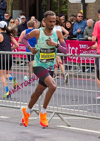 240421LONDONMARBB00205A.JPG