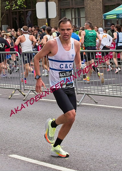 240421LONDONMARBB00298A.JPG