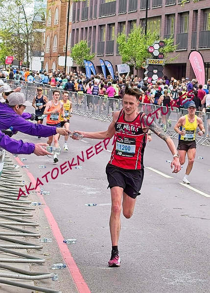 240421LONDONMARBB00329A.JPG