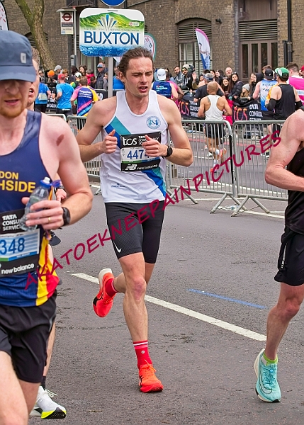 240421LONDONMARBB00398A.JPG