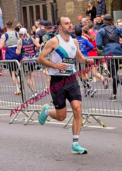 240421LONDONMARBB00414A.JPG