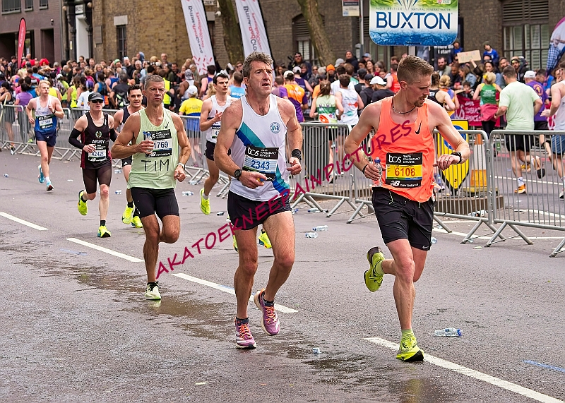 240421LONDONMARBB00447A.JPG