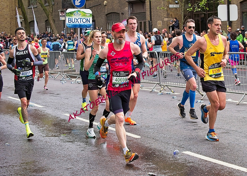 240421LONDONMARBB00536A.JPG