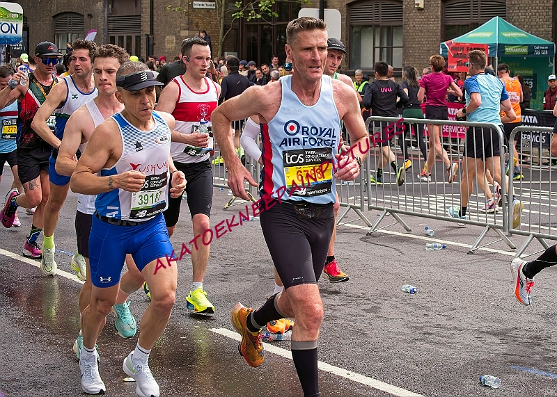 240421LONDONMARBB00555A.JPG