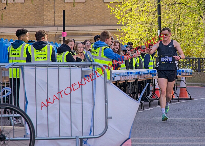 20260412 LONDLMHALF00002A.JPG