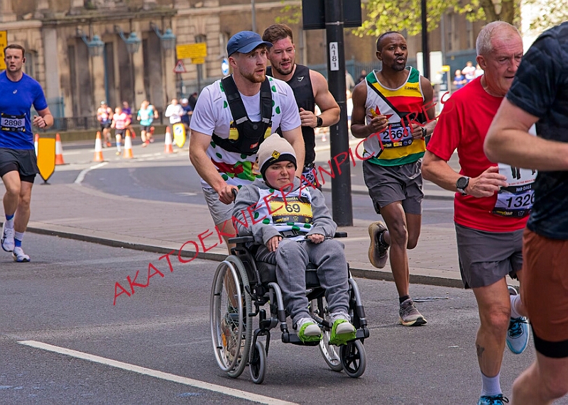 20260412 LONDLMHALF00070A.JPG