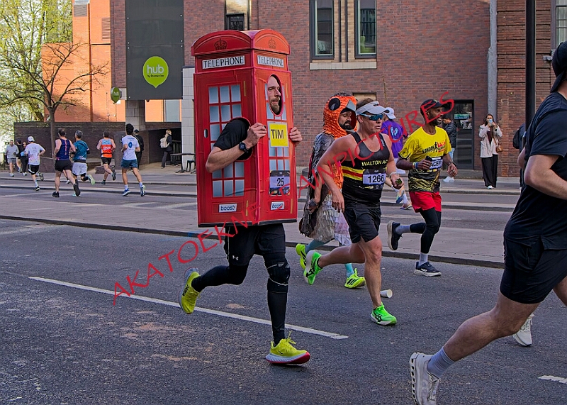 20260412 LONDLMHALF00085A.JPG