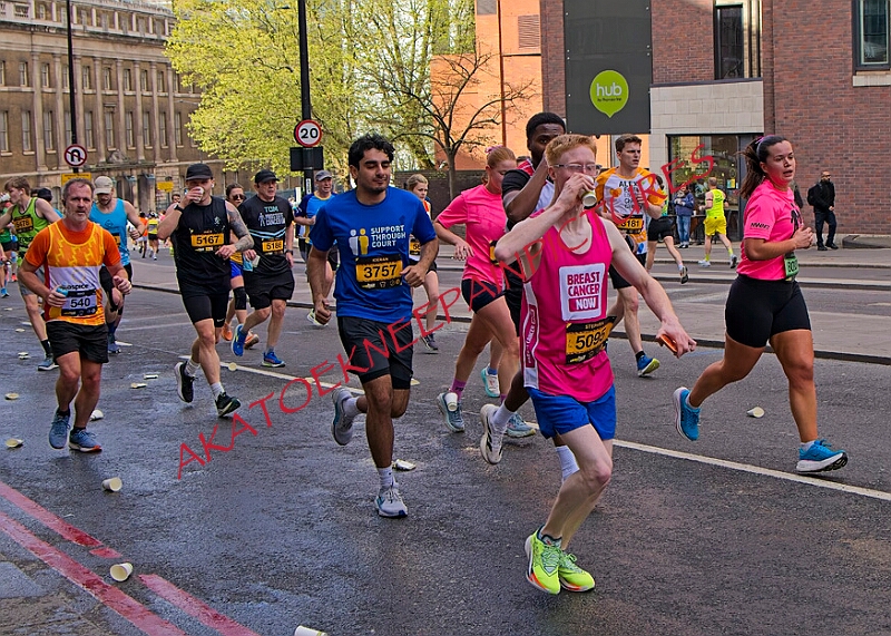 20260412 LONDLMHALF00158A.JPG
