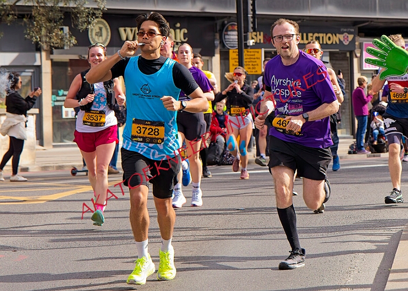 20260412 LONDLMHALF00191A.JPG
