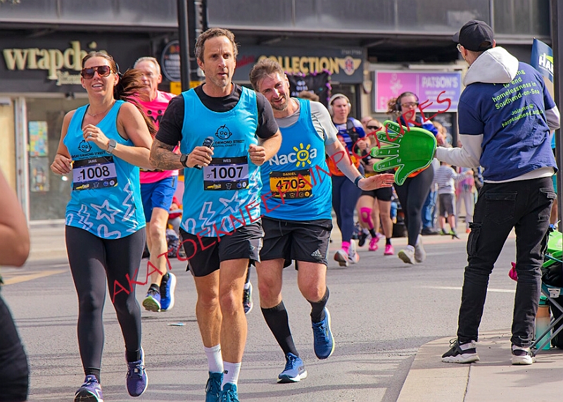 20260412 LONDLMHALF00194A.JPG