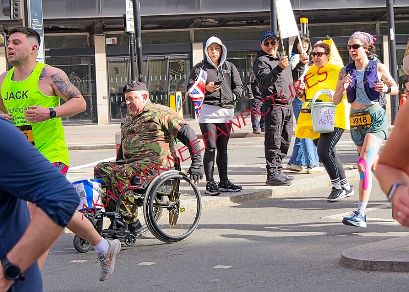 20260412 LONDLMHALF00207A.JPG