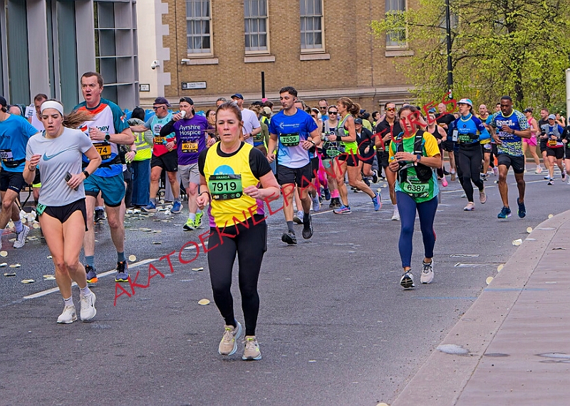20260412 LONDLMHALF00221A.JPG