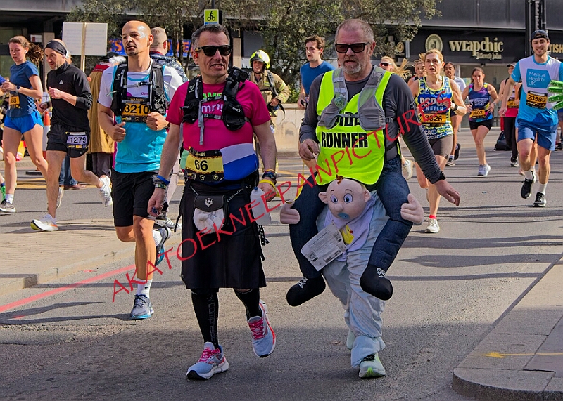 20260412 LONDLMHALF00228A.JPG