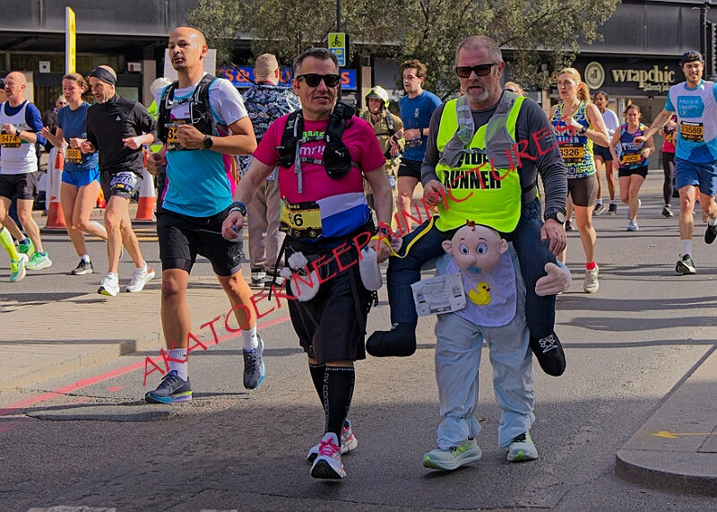 20260412 LONDLMHALF00231A.JPG
