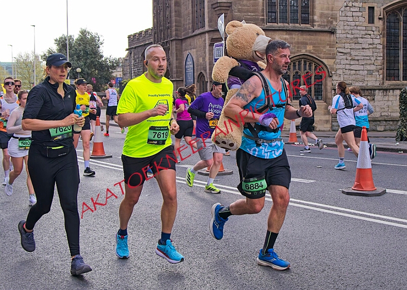 20260412 LONDLMHALF00248A.JPG