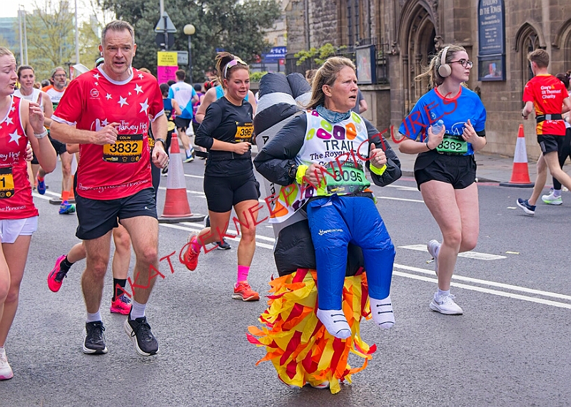 20260412 LONDLMHALF00270A.JPG