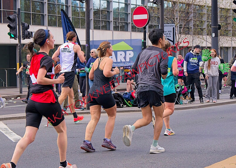 20260412 LONDLMHALF00276A.JPG