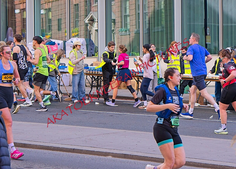 20260412 LONDLMHALF00279A.JPG