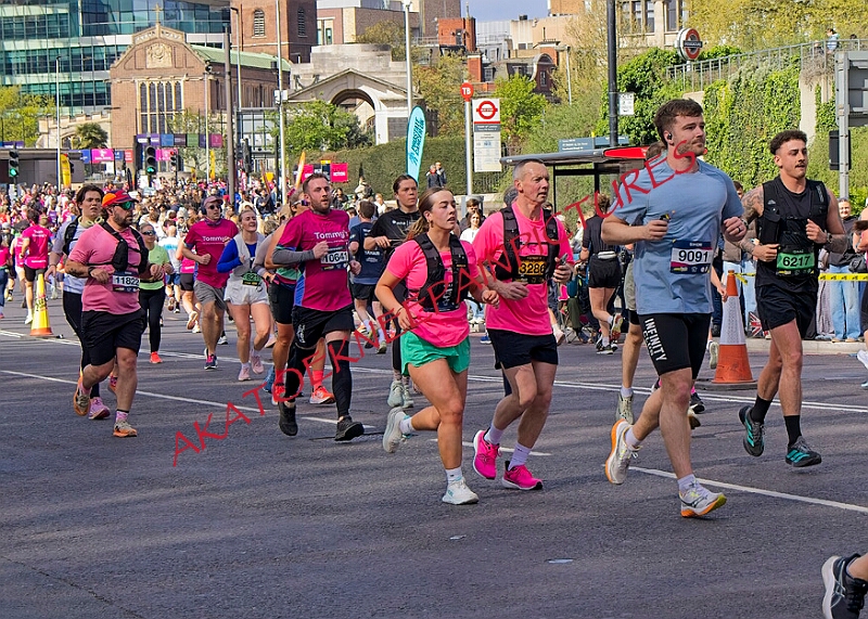 20260412 LONDLMHALF00319A.JPG