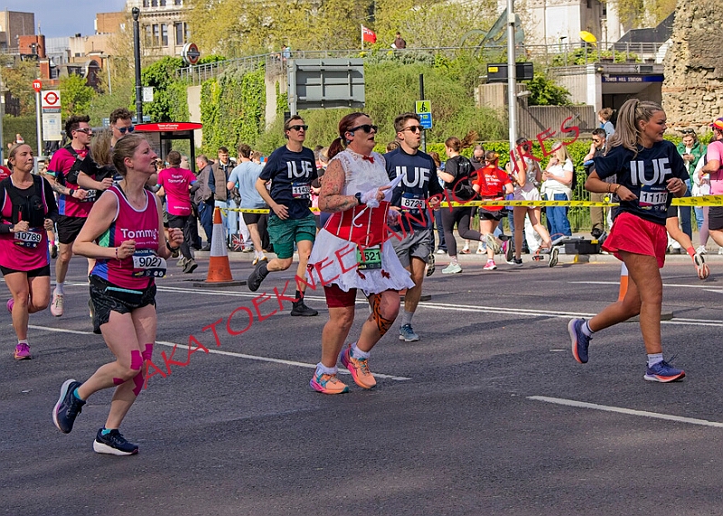 20260412 LONDLMHALF00324A.JPG