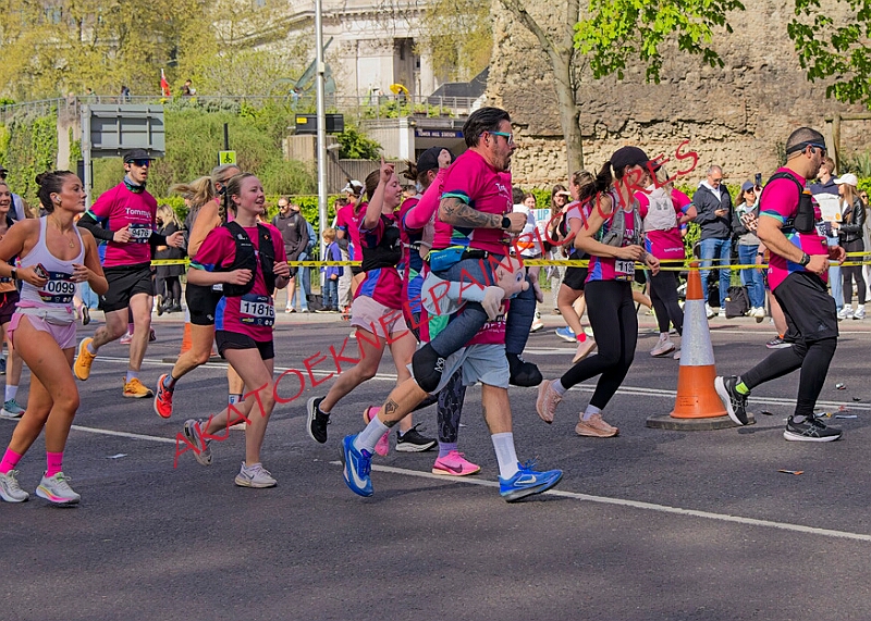 20260412 LONDLMHALF00333A.JPG