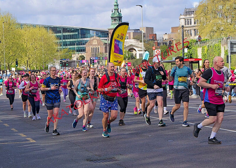 20260412 LONDLMHALF00337A.JPG