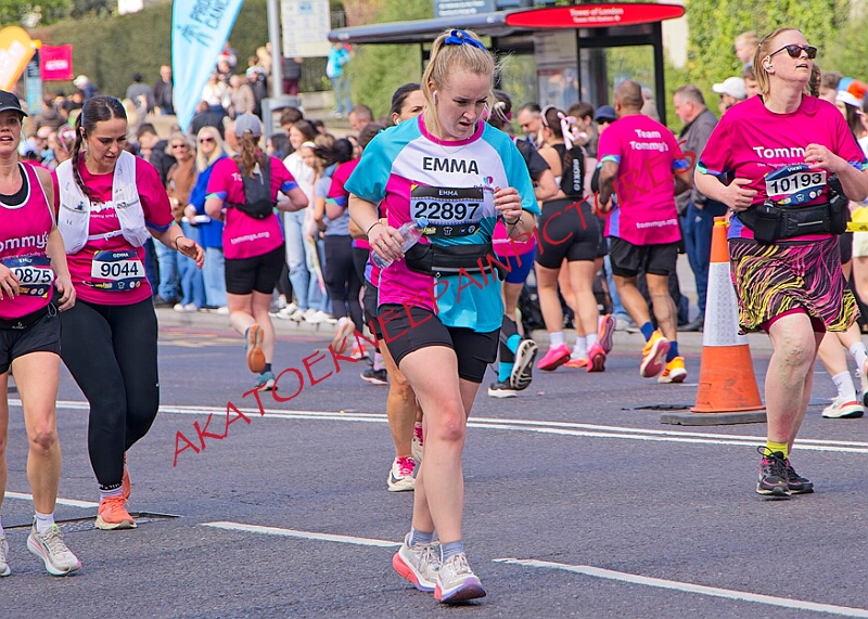 20260412 LONDLMHALF00351A.JPG