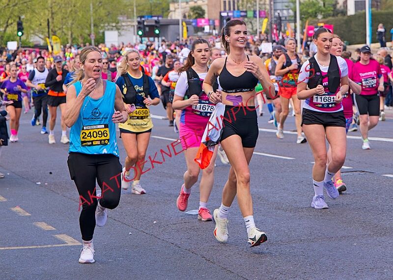 20260412 LONDLMHALF00398A.JPG