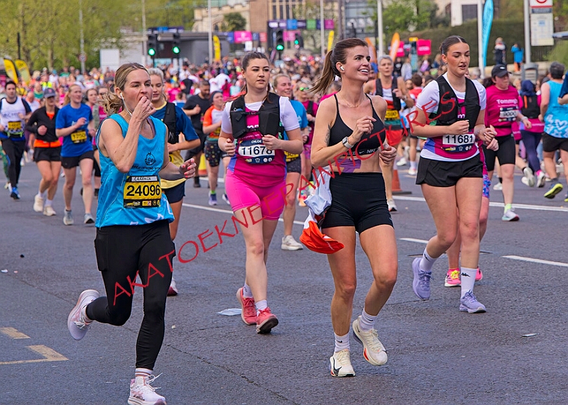20260412 LONDLMHALF00400A.JPG