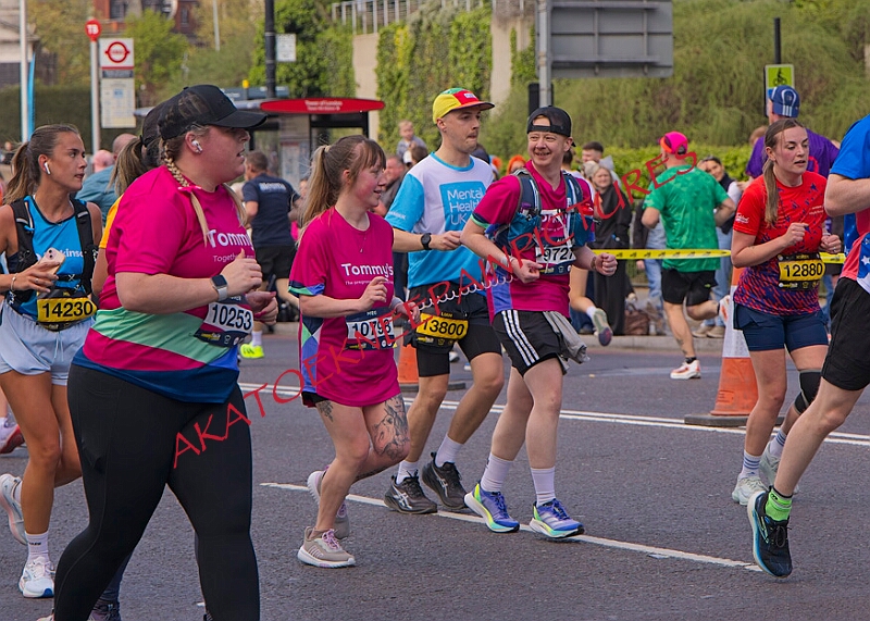 20260412 LONDLMHALF00418A.JPG