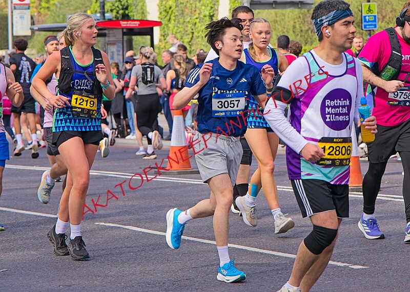 20260412 LONDLMHALF00424A.JPG